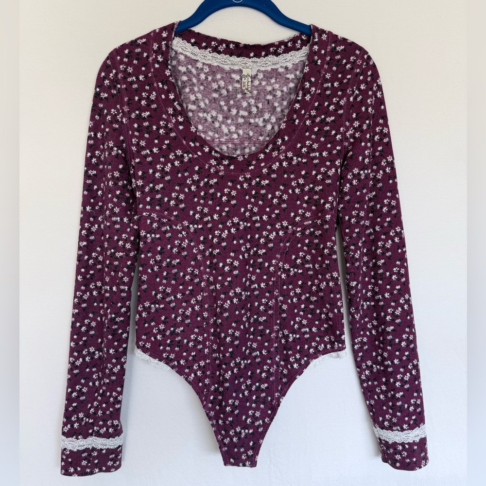 Free People Purple Floral Lace Bodysuit Women’s Size Small